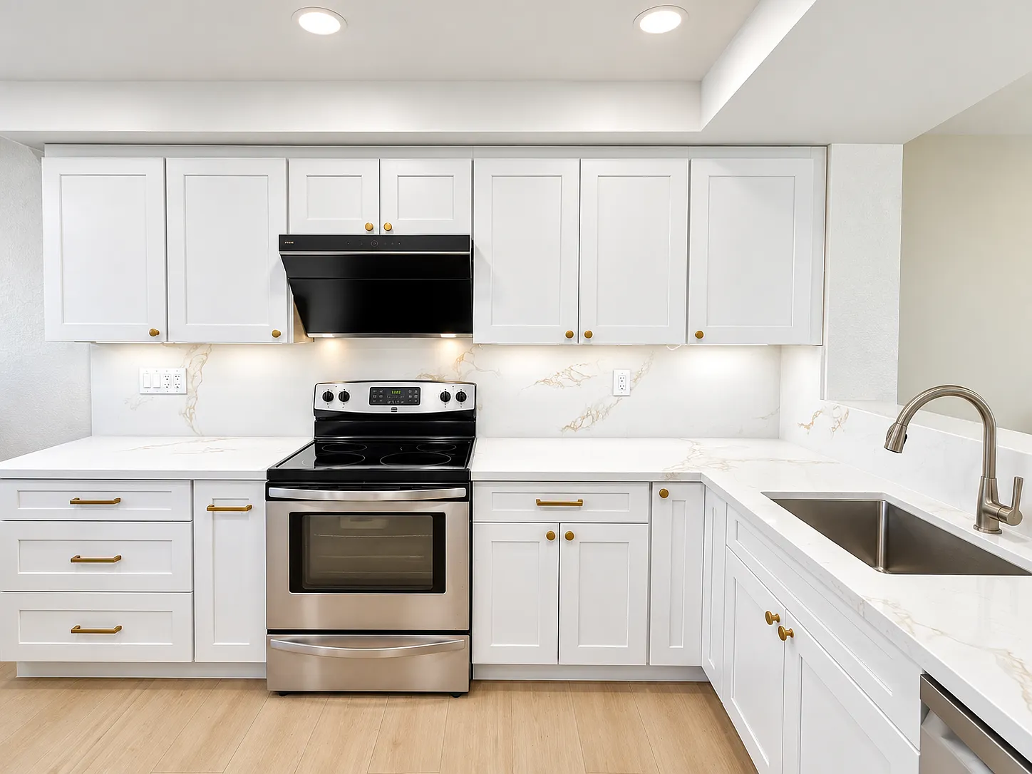 3 bed, 2.5 bath, 1309 sqft, $3,995 — Photo 4