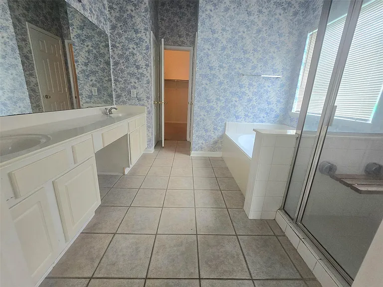 4814 Windy Way — Photo 7