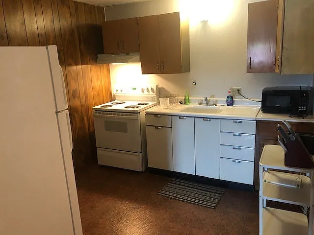 306 E Coolbaugh St #4 — Photo 3