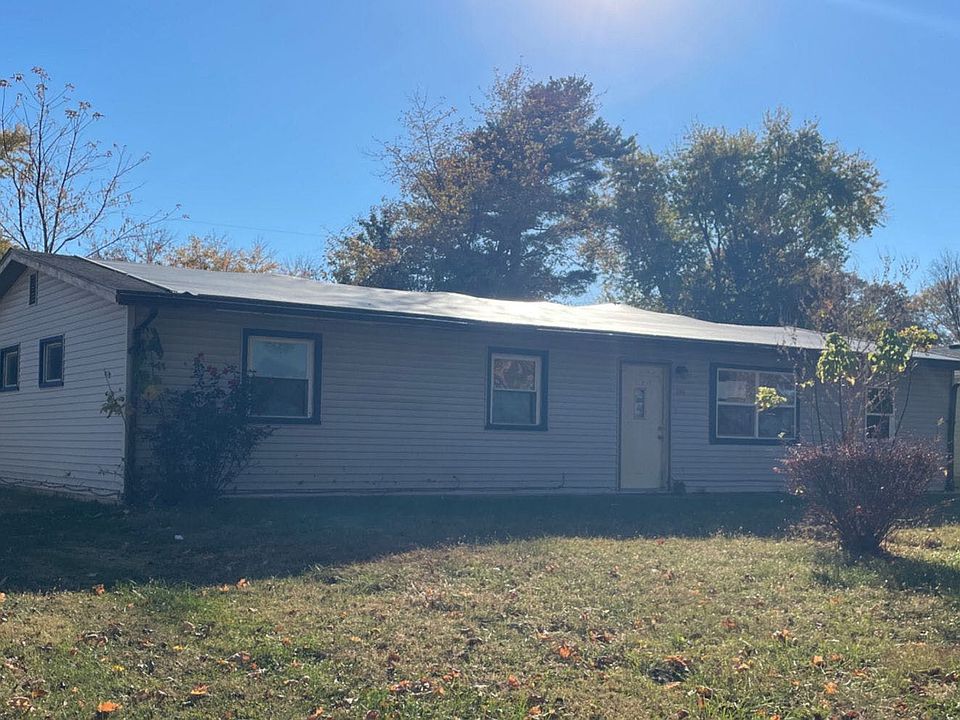 2315 E Eaton Dr, Terre Haute, IN 47802 | Zillow