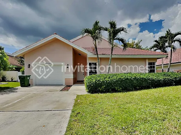 20540 NW 7th St, Hollywood, FL 33029