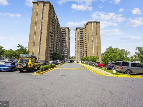 1836 Metzerott Rd APT 814, Hyattsville, MD 20783
