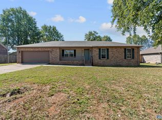 584 Charity Ln, Hazel Green, AL 35750