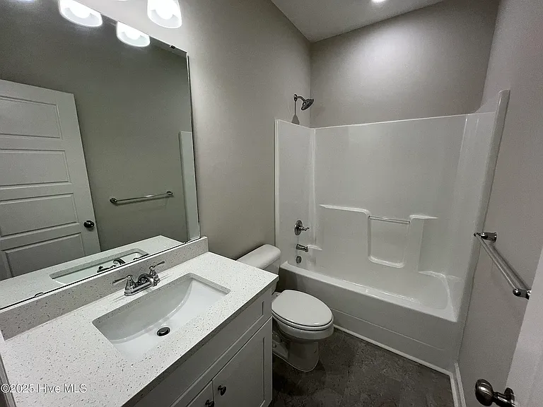 403 Creeks Edge Dr — Photo 10
