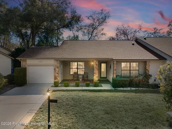 6580 Brambleleaf Dr, Spring Hill, FL 34606