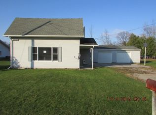 130 S Almont St, Standish, MI 48658