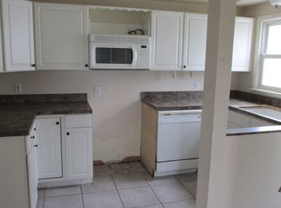 247 W Longfellow Ave, Pontiac, MI 48340