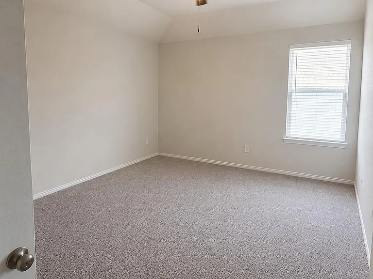 21275 Catalina Palm Dr — Photo 10