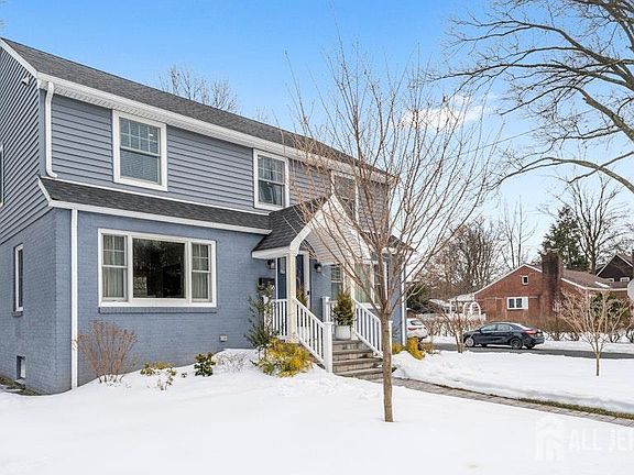 3rd image of 58 Kempson Pl