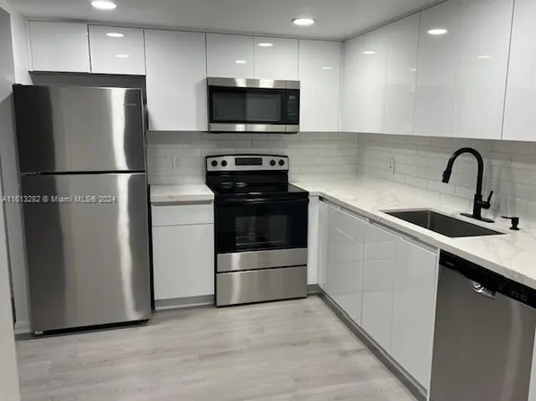 800 SW 131st Ave APT 408F, Hollywood, FL 33027