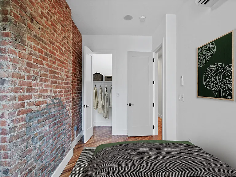 375 Hancock St #2 — Photo 2