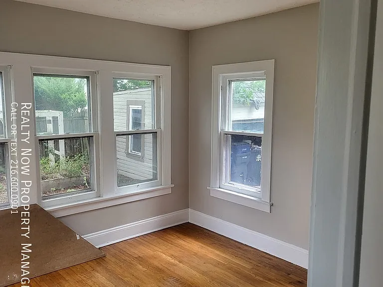 1637 Eddington Rd #1 — Photo 5