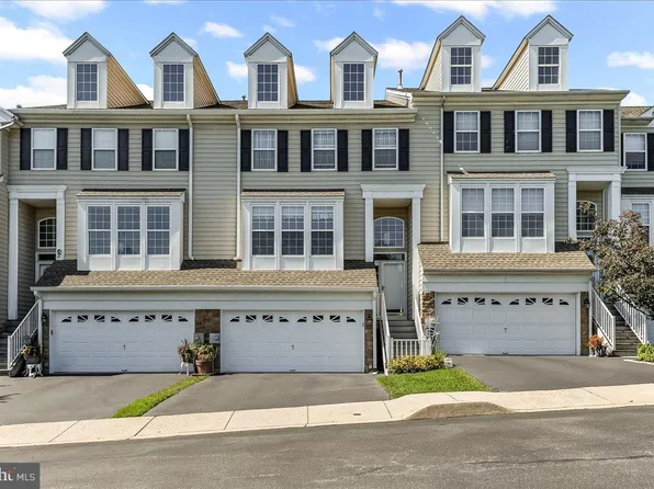 205 N Azalea Ct, Glen Mills, PA 19342