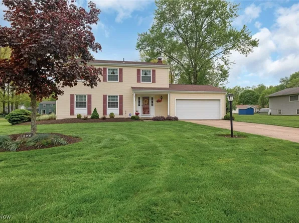 172 Bayberry Dr, Northfield, OH 44067