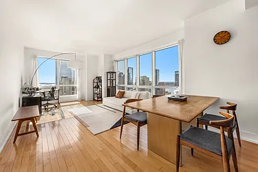 350 West 42nd Street, #37H
