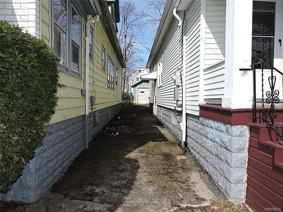 2nd image of 202 Stevens Ave