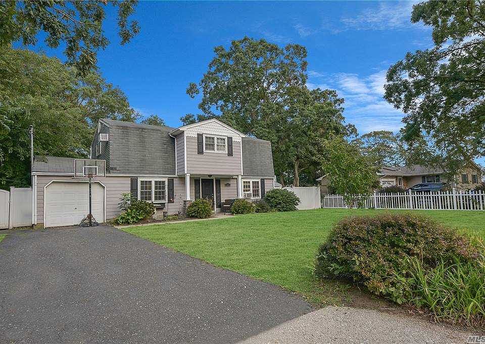 1st image of 1819 Feuereisen Ave