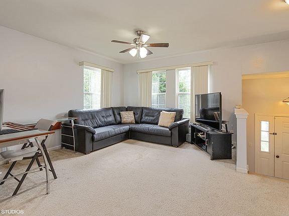 2nd image of 115 W Big Horn Dr #115
