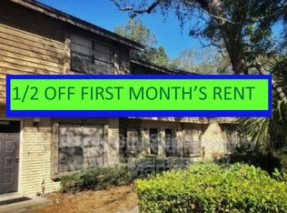 12125 117th St N, Seminole, FL 33778