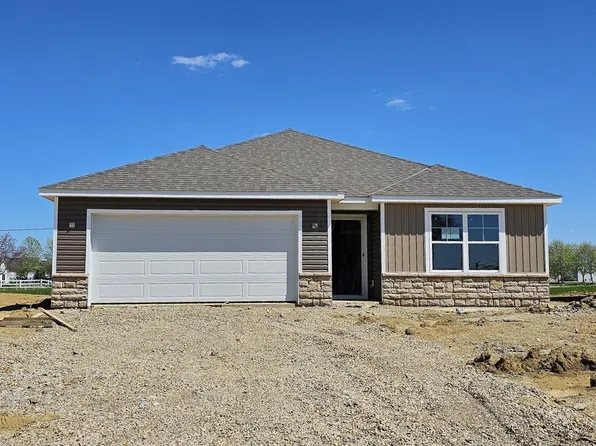 11 Sawmill Dr, Ashville, OH 43103