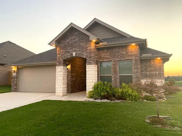 710 Gala Cir, Bentonville, AR 72712