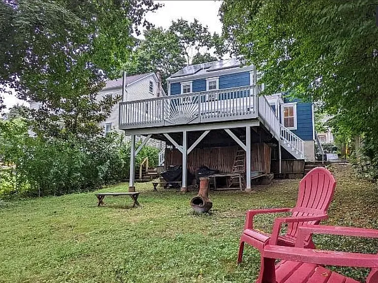 11-13 Hart Ave — Photo 18