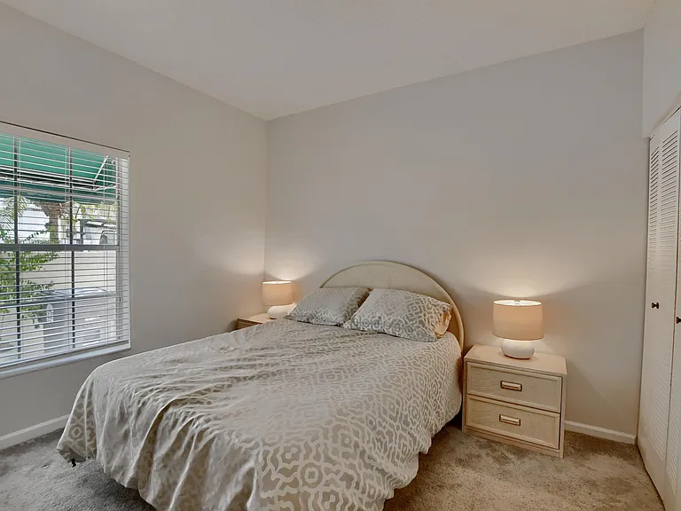 6563 Via Regina — Photo 17