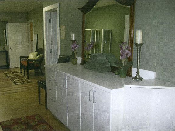 4th image of 817 Redwood Dr