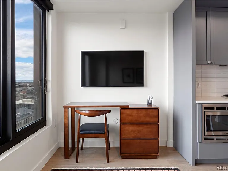 1750 Wewatta St #1526 — Photo 4