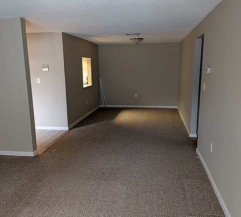 5th image of 1 Marc Dr APT 1A8