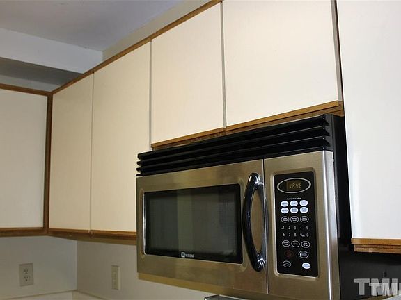 4th image of 700 Martin Luther King Jr Blvd APT A10