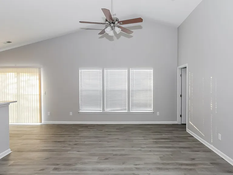 5227 Moonlight Trl SW — Photo 4