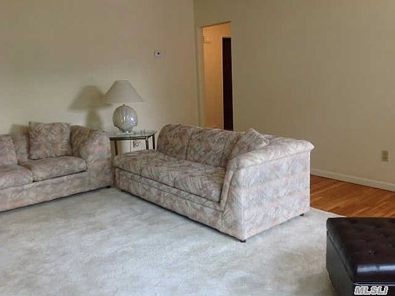 4th image of 2547 Jerusalem Ave APT 1Q