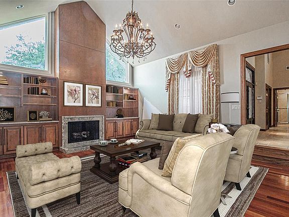 4th image of 3912 Hillwood Way
