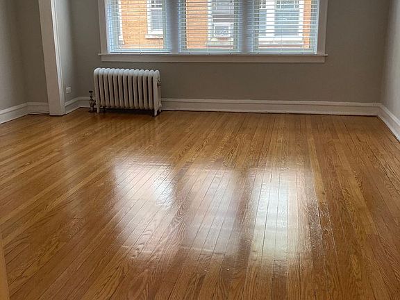 4th image of 4503 N Greenview Ave APT 3W