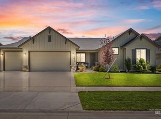 5811 W Copperstone Dr, Meridian, ID 83646