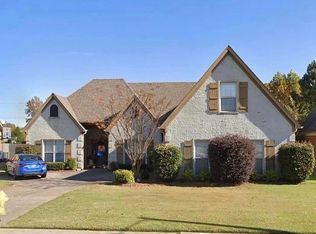 2402 Della St, Hernando, MS 38632