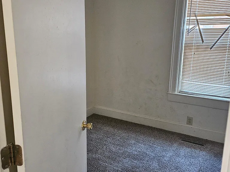 520 Orchard St — Photo 3