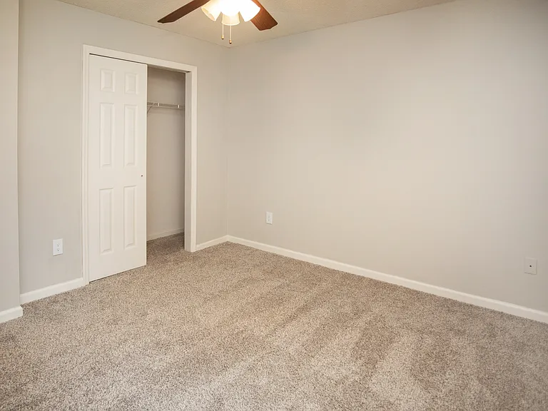 Princeton Place — Photo 5