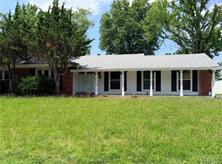 12773 Shepherd Dr, Florissant, MO 63033