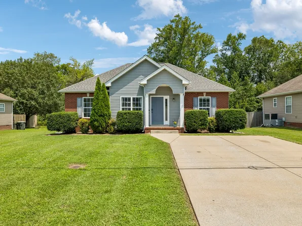 6016 Legacy Dr, Springfield, TN 37172