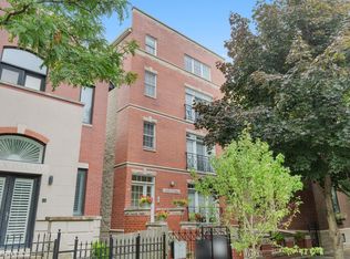 2247 N Oakley Ave #1, Chicago, IL 60647
