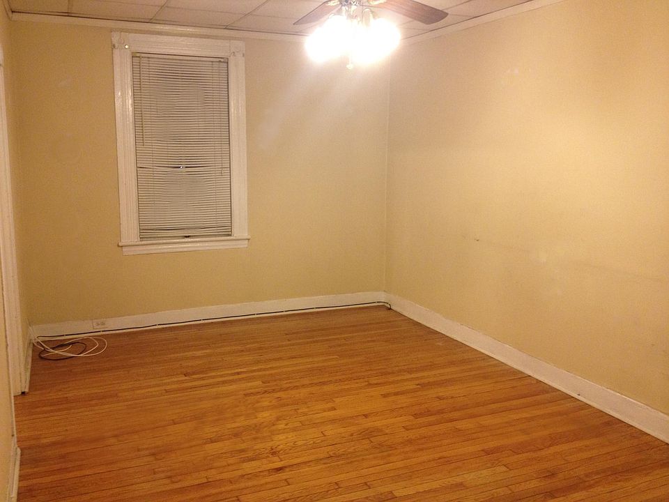 Living Room 20x10