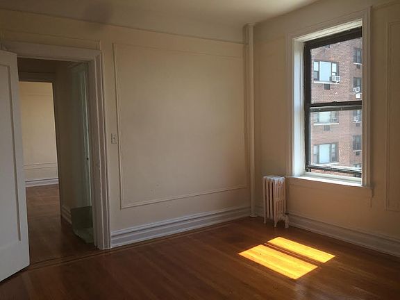 3rd image of 8346 118th St #B5