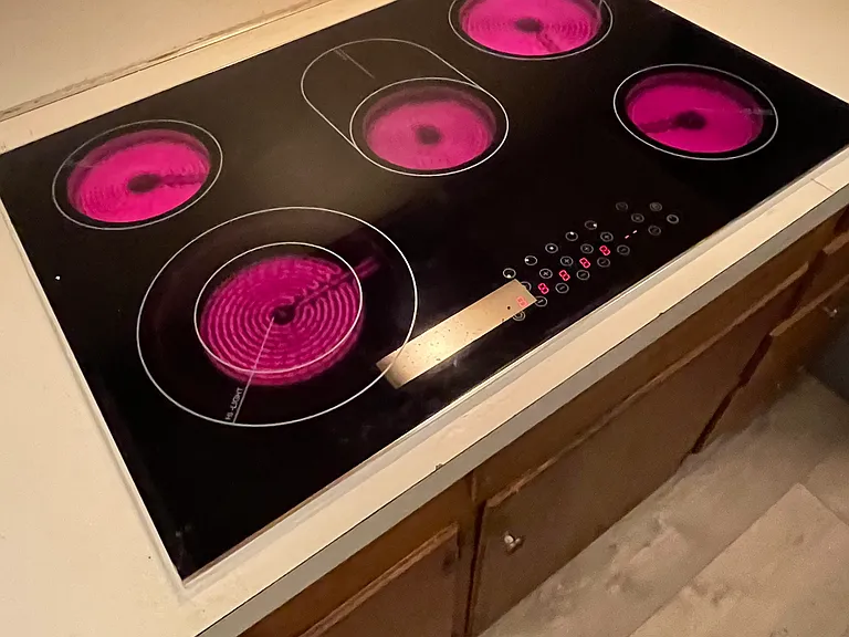 The five element smooth top stove.