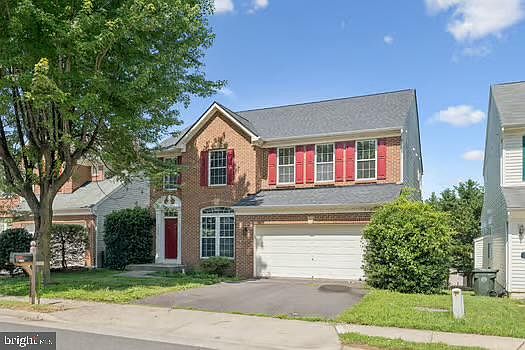2nd image of 1025 Riverdale Cir