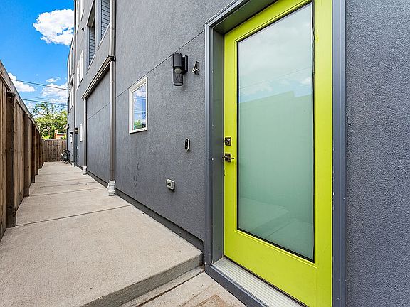 4th image of 3450 N Downing St #4
