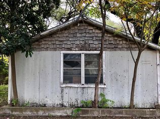 853 S Park St, Uvalde, TX 78801