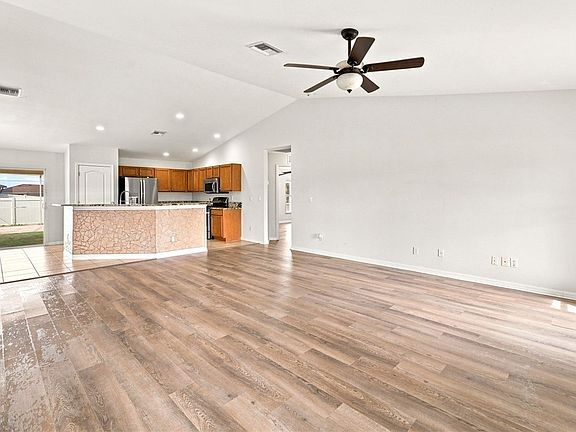 4th image of 1222 NW 20th Pl
