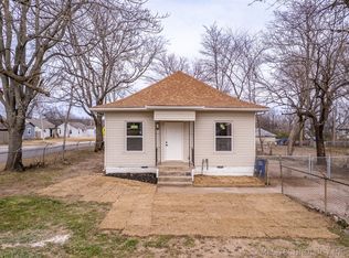 1017 W Newton St, Tulsa, OK 74127